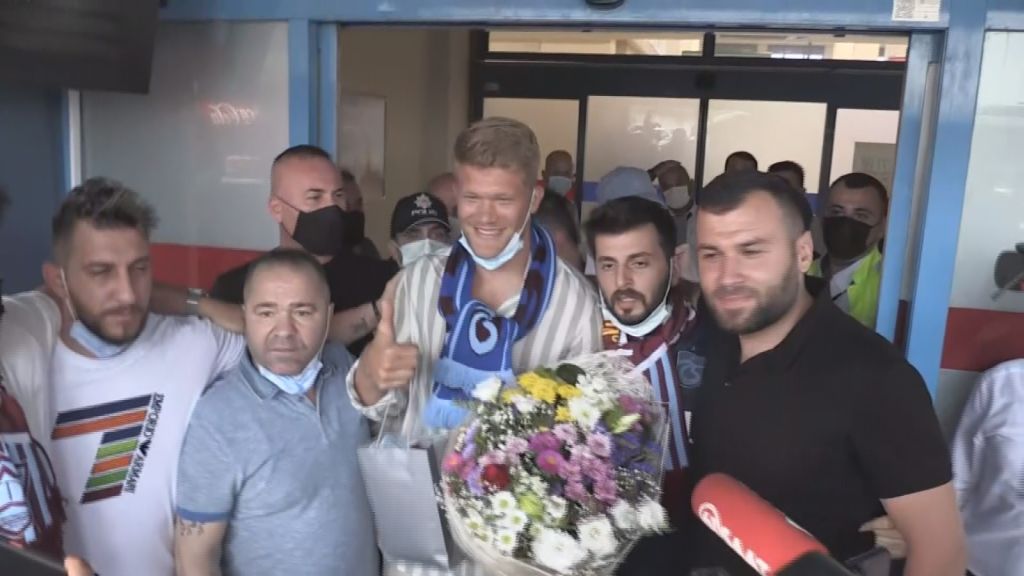Trabzonspor’un transfer görüşmeleri yaptığı Andreas Cornelius kente geldi