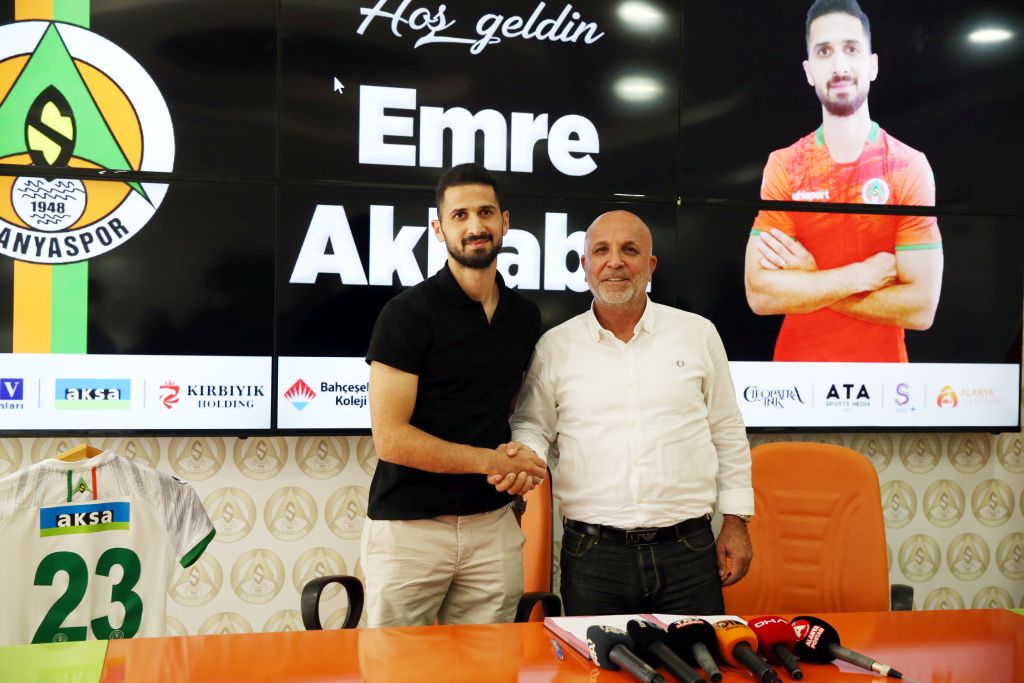 Alanyaspor, Emre Akbaba’yı Galatasaray’dan bir yıllığına kiraladı
