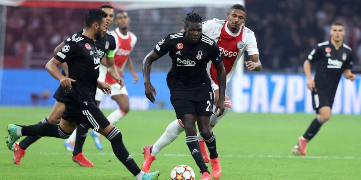 Ajax, konuk ettiği Beşiktaş’ı 2-0 yendi