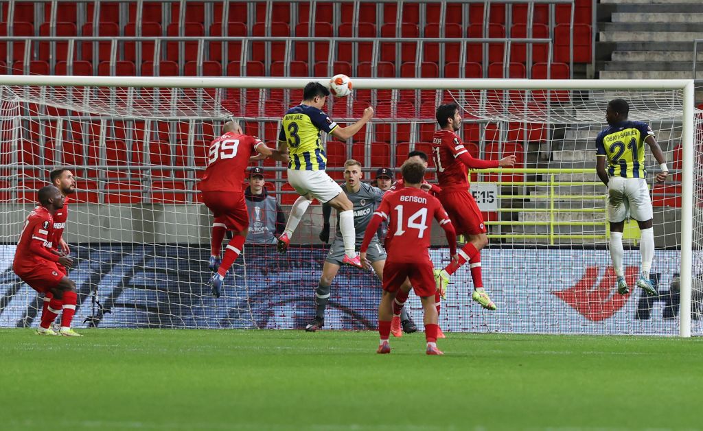Fenerbahçe, Antwerp’i çok rahat yendi