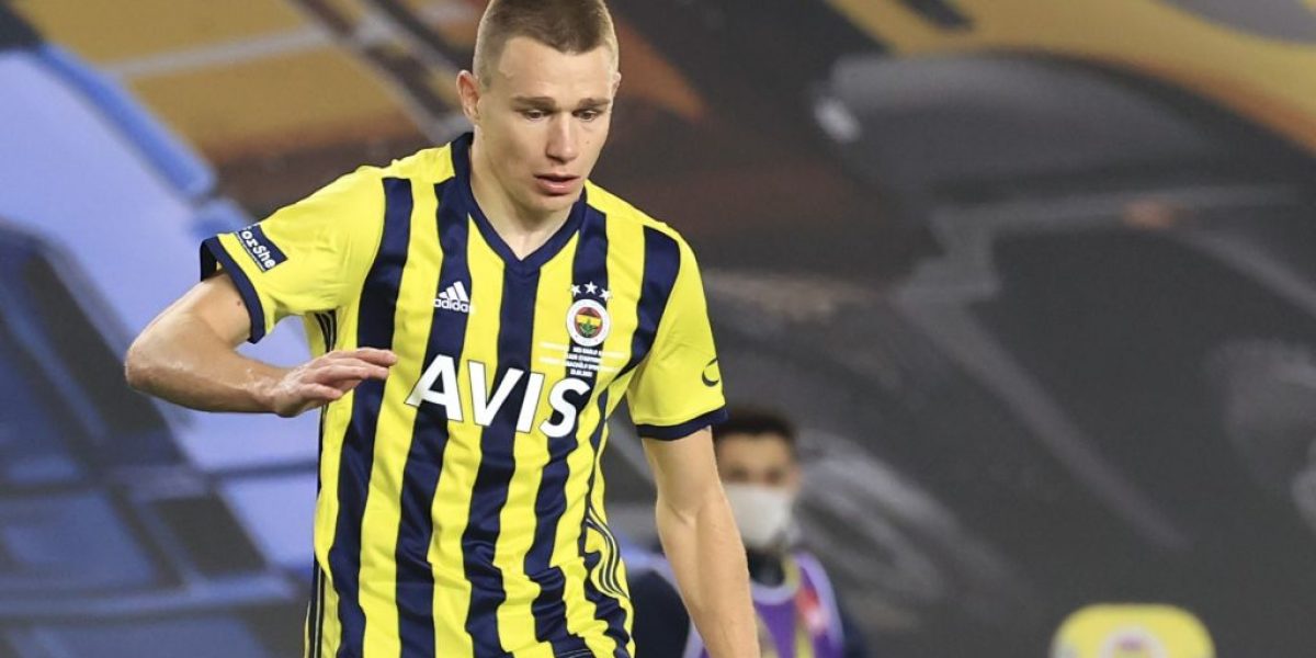 Fenerbahçeli futbolcu Szalai: “Derbide taraftarlarımızı mutlu etmek istiyoruz”
