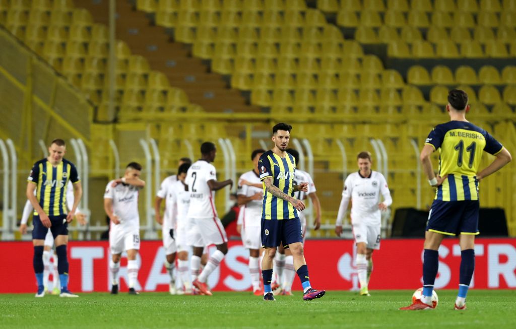 Fenerbahçe, UEFA Avrupa Ligi’ne beraberlikle veda etti