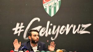 Bursaspor Futbol Şube Sorumlusu Adanur, istifa çağrılarına cevap verdi