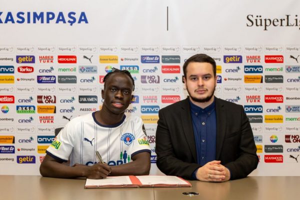 Kasımpaşa, Midtjylland’den Awer Mabil’i kadrosuna kattı￼￼￼￼