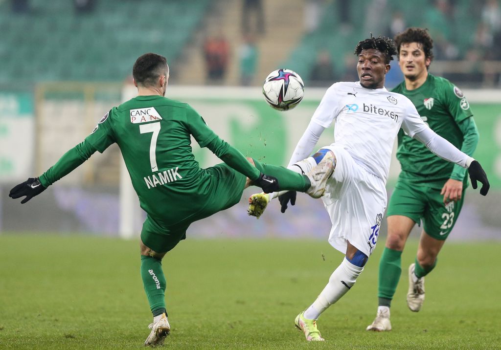 Bursaspor eksik Tuzla’ya mağlup oldu