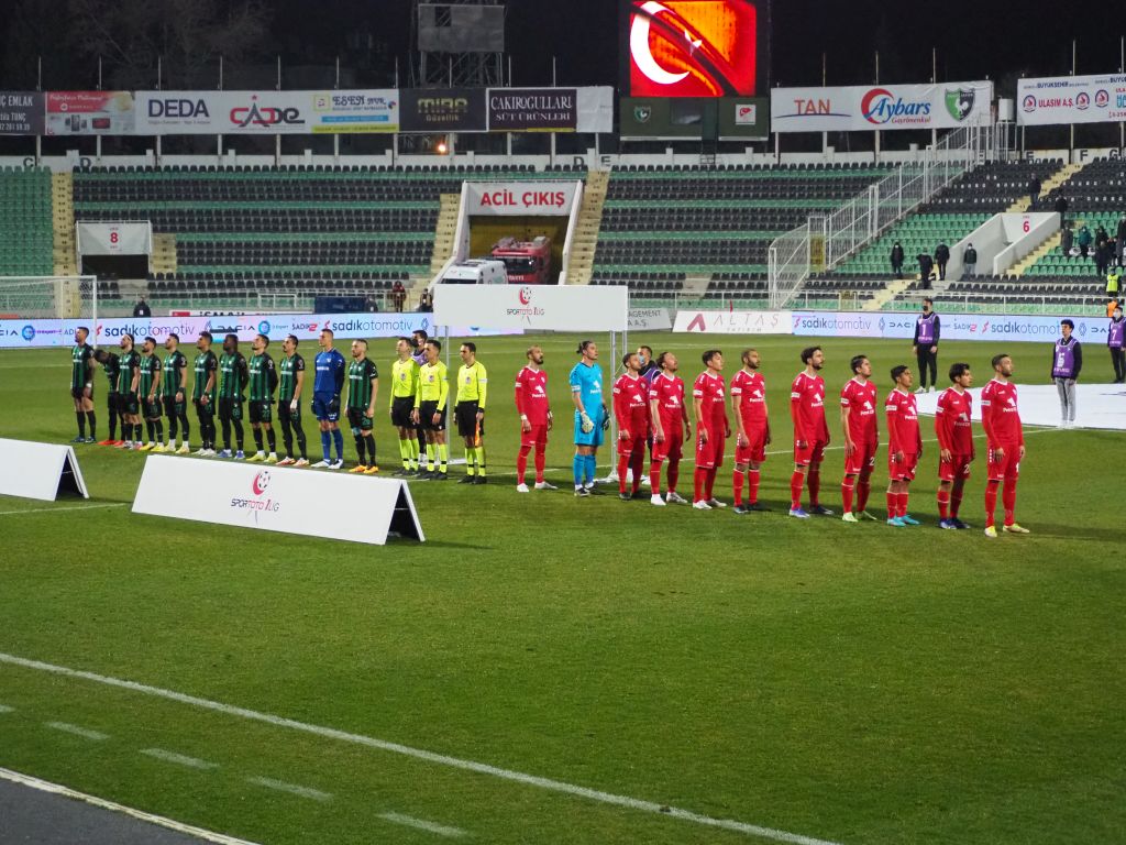 Denizlispor, Altınordu’yu ateşin içinde bıraktı