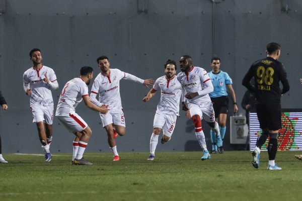  İstanbulspor:1 – Beypiliç Boluspor: 2