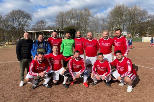 Bergedorf Veteranlar’ı fırsat tepti