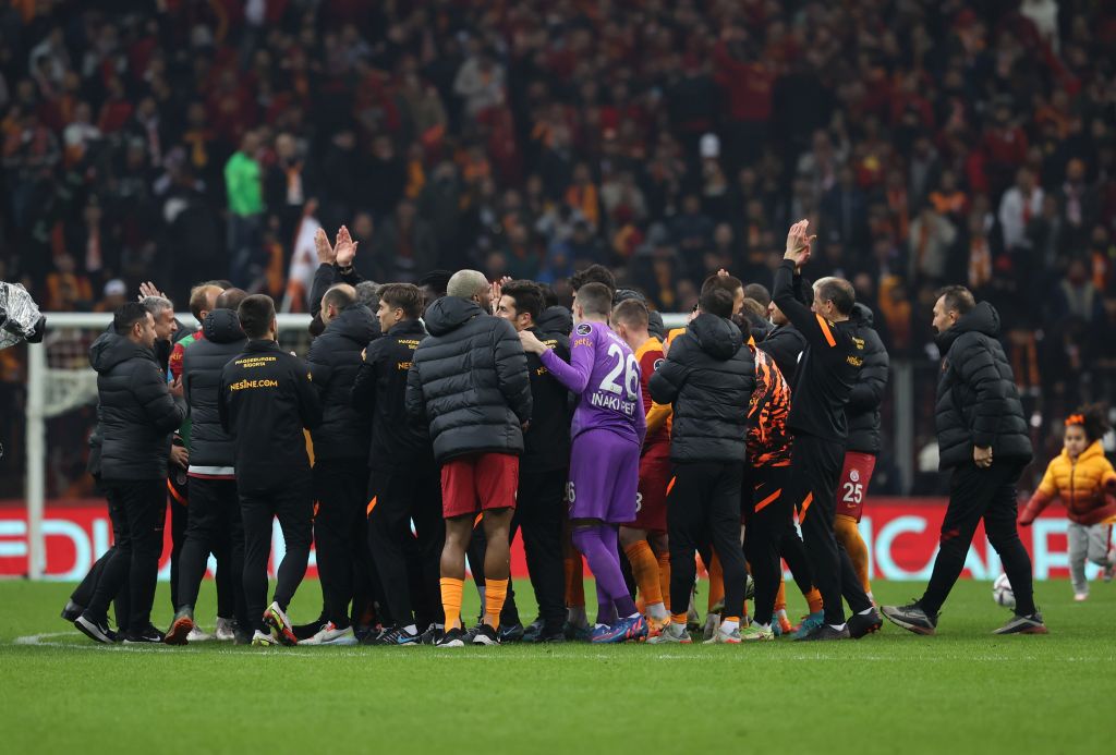 Galatasaray - Beşiktaş Galatasaray, derbi zaferiyle moral buldu