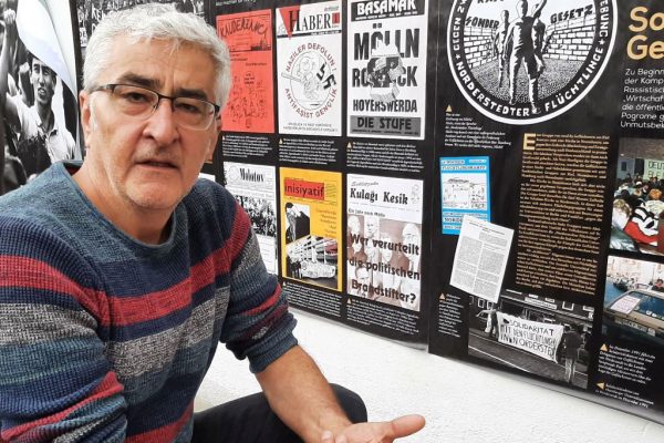 Irkçılığa karşı öz örgütlü direnişin yakın tarihine ışık tutan sergi