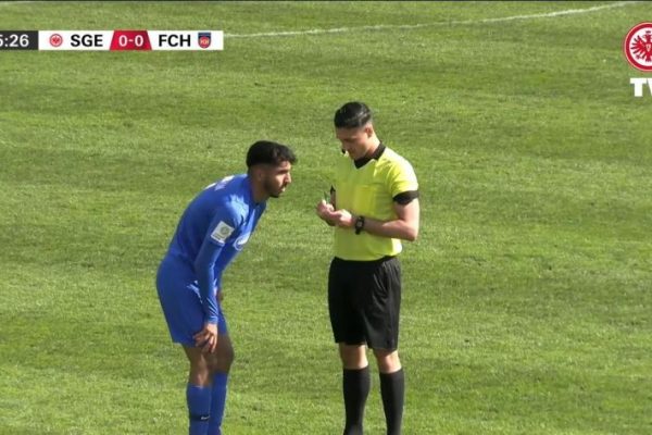 Furkan Vardar, Bundesliga’da maç yönetti