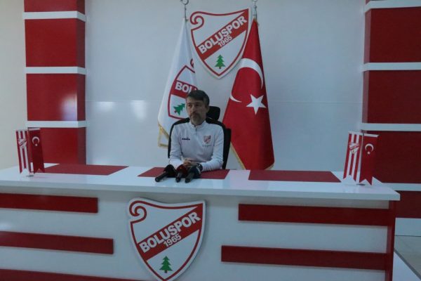 Boluspor Teknik Direktörü Erginer, istifasının kabul edilmediğini açıkladı: