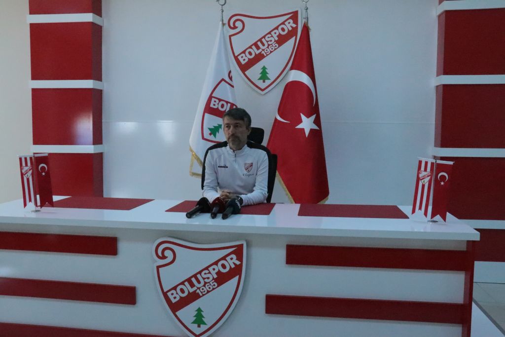Boluspor Teknik Direktörü Erginer, istifasının kabul edilmediğini açıkladı Boluspor Teknik Direktörü Erginer, istifasının kabul edilmediğini açıkladı: