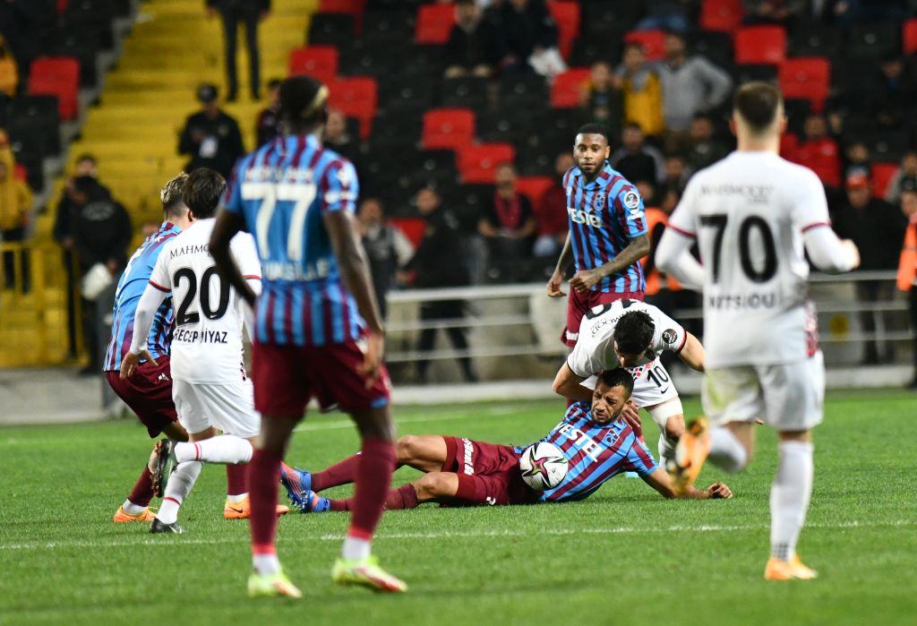 Gaziantep FK -Trabzonspor Trabzonspor acele etmiyor