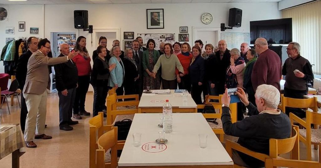 futbolexpress_19879_ Yaşlılar ve emeklilerin sorunları ele alındı