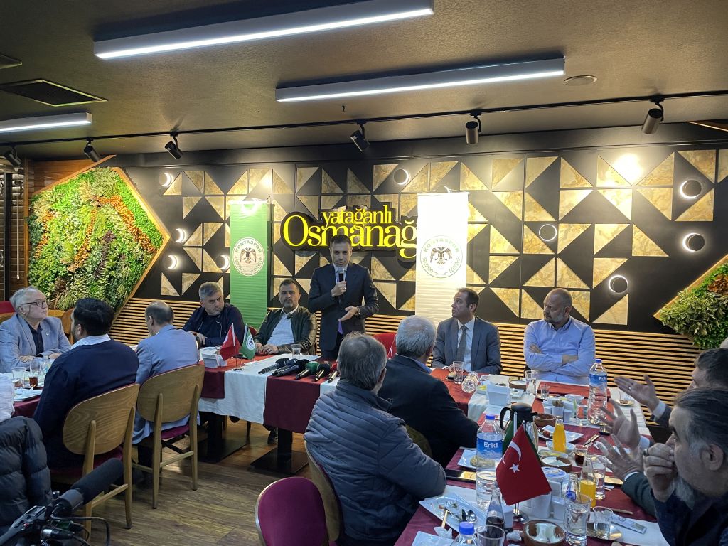 Konyaspor Başkanı Özgökçen, iftarda konuştu Konyaspor Başkanı Özgökçen, iftarda konuştu:”Esasında keyfini süreceğimiz bir sezon yaşadık”