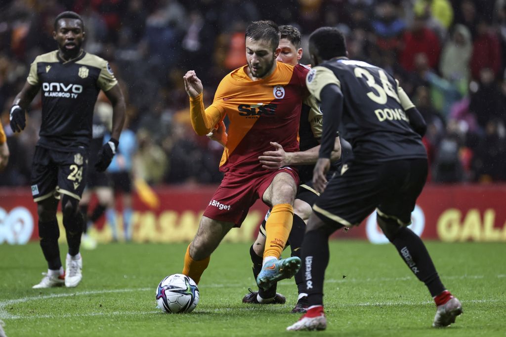 Galatasaray evinde kazanmaya devam ediyor