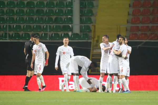 Sivas yarı finelde avantajı kaptı