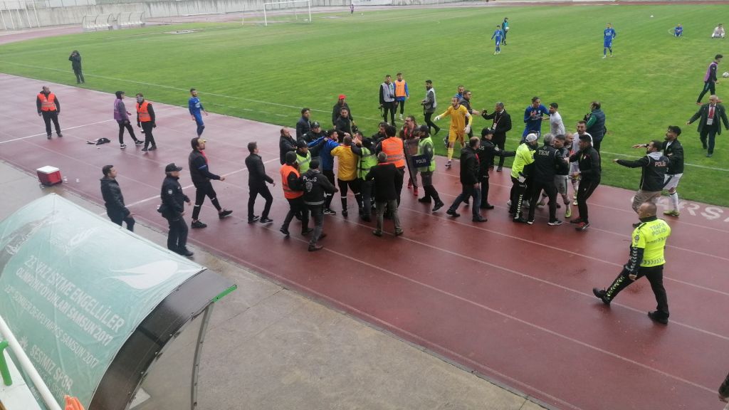 Samsun’da 3. Lig maçında arbede yaşandı
