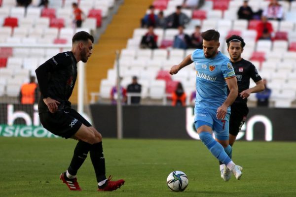 Kayserispor’da kupa mesaisi sürüyor