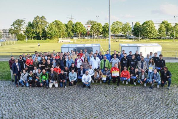 Ehrungen für HFV-Meister*innen und Pokalsieger*innen