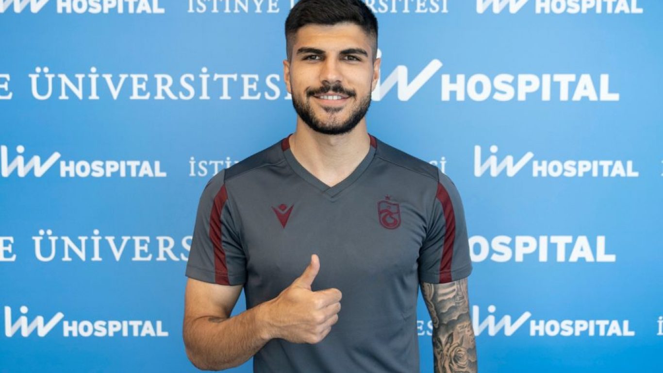 Trabzonspor'un transfer görüşmelerine başladığı futbolcular sağlık kontrolünden geçti