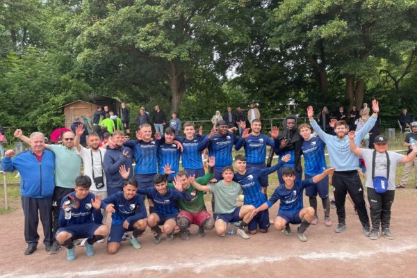 Rot Weiss gençleri tarih yazdı
