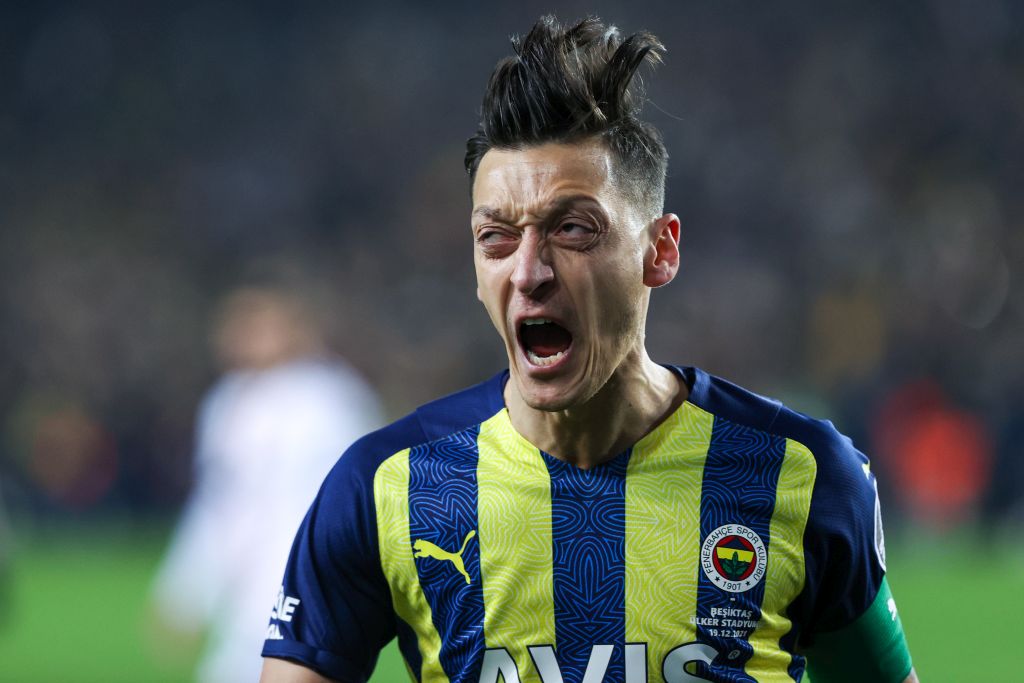Mesut Özil, Fenerbahçe’de hayal kırıklığı yaşattı