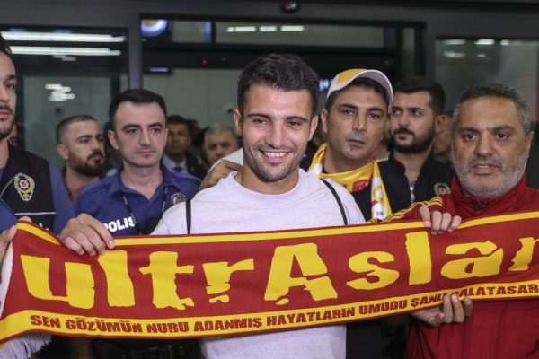 Galatasaray’ın transfer görüşmelerine başladığı Dubois, İstanbul geldi