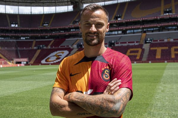 Haris Seferovic, Galatasaray’a transfer olmaktan mutlu