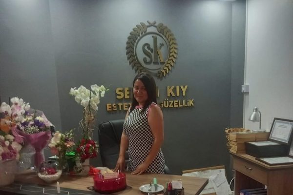 Sinem Kıy’a Moral Pastası