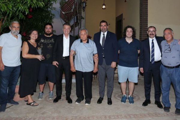 Trabzonspor Kulübünden kurucular ve eski başkana ziyaret
