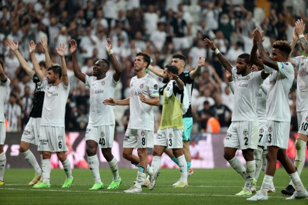 Beşiktaş farklı galibiyetle 3 puan aldı
