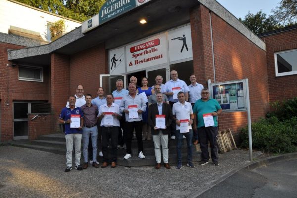 10 hakeme onur plaketi