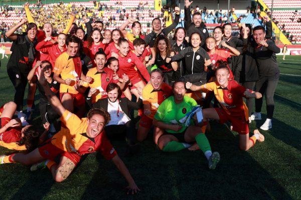 Kadın Süper Lig: Fenerbahçe Petrol Ofisi: 2 – Galatasaray Petrol Ofisi: 3