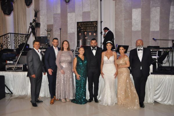 Esnafları buluşturan düğün, Allah mesut etsin….