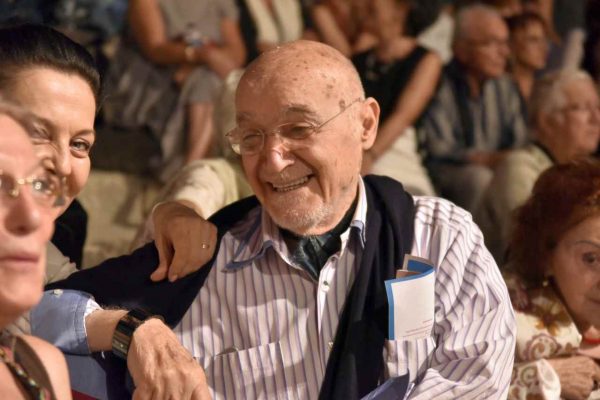 <strong>Gazeteci yazar </strong>Hıncal<strong> </strong>Uluç<strong> hayatını kaybetti</strong>