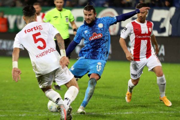 <strong>Futbol: Spor Toto 1. Lig’de görünüm</strong>