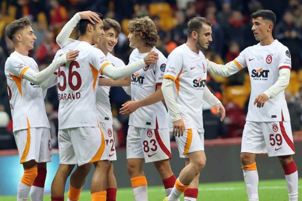 <strong>Galatasaray: 3 – Villarreal: 4</strong>