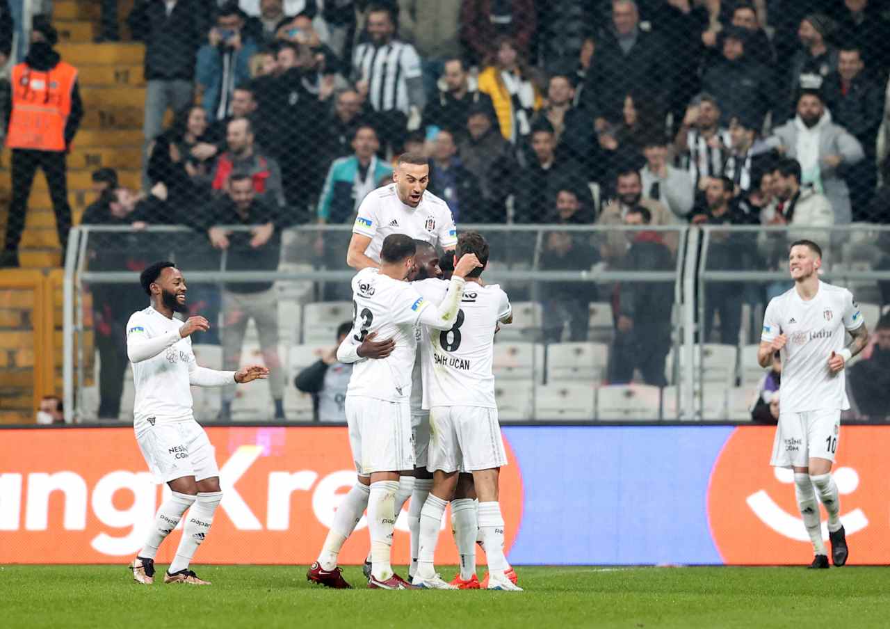 <strong>Beşiktaş’a Masuaku 3 puanı getirdi</strong>