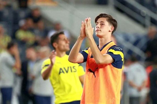<strong>UEFA, Arda Güler’i yıldız adayları arasında gösterdi</strong>