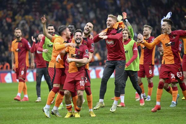 <strong>Galatasaray, Kadıköy’e lider gidecek</strong>