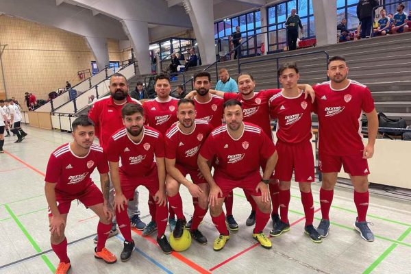 Down Sendromu için futbol oynadılar