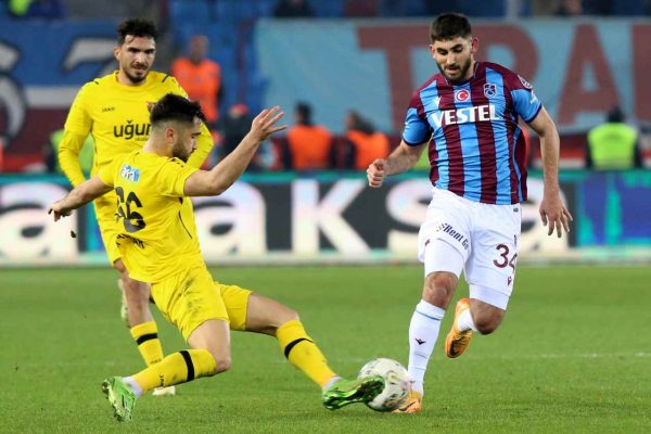 <strong>Trabzonspor, sahasındaki başarısını sürdürdü</strong>
