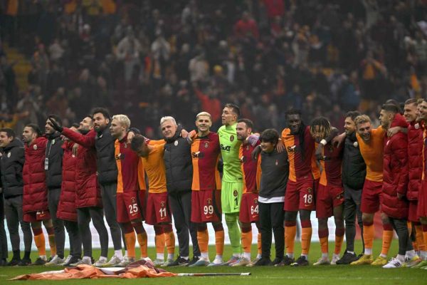 <strong>Lider Galatasaray durdurulamıyor</strong>