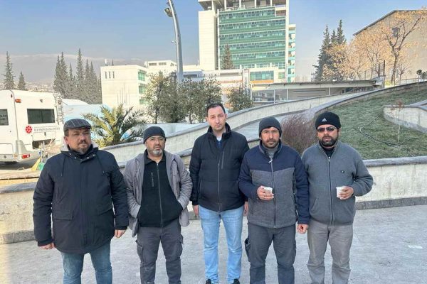 <strong>HAMBURG TÜRK BASIN BİRLİĞİ DEPREM BÖLGESİNDE</strong>