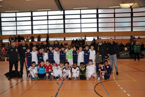 <strong>Hamburg’da depremzedeler yararına ‘‘Futbol Salon Turnuvası‘‘ düzenlendi</strong>