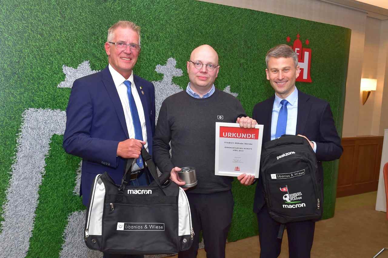 Friedrich-Wilhelm Stender (HSV Amputierten-Fußball) ist HFV-Ehrenamtler des Monats April 2023