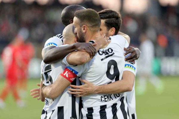 Beşiktaş bayramı 3 puanla geçirdi