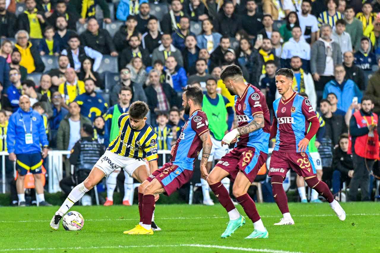 Fenerbahçe, zirve takibini sürdürdü